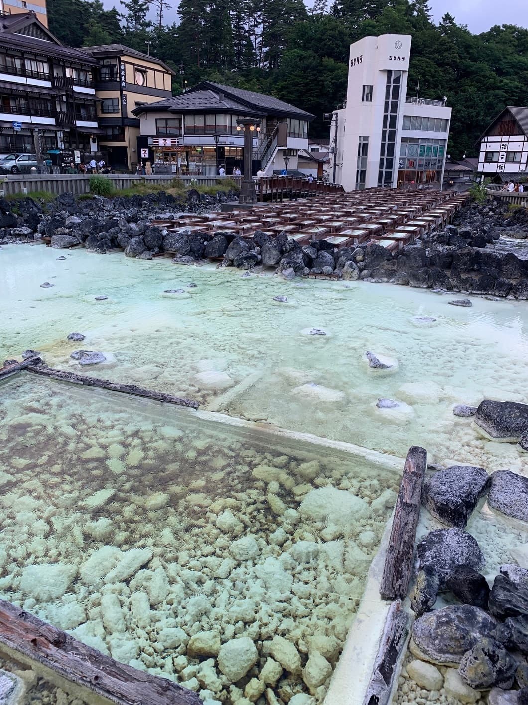 草津温泉　湯